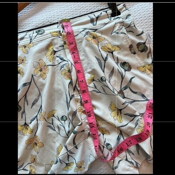 Onia Mens Calder Swim Trunk - Picture 11 of 16